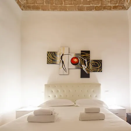 Lian In By Mmega Firenze